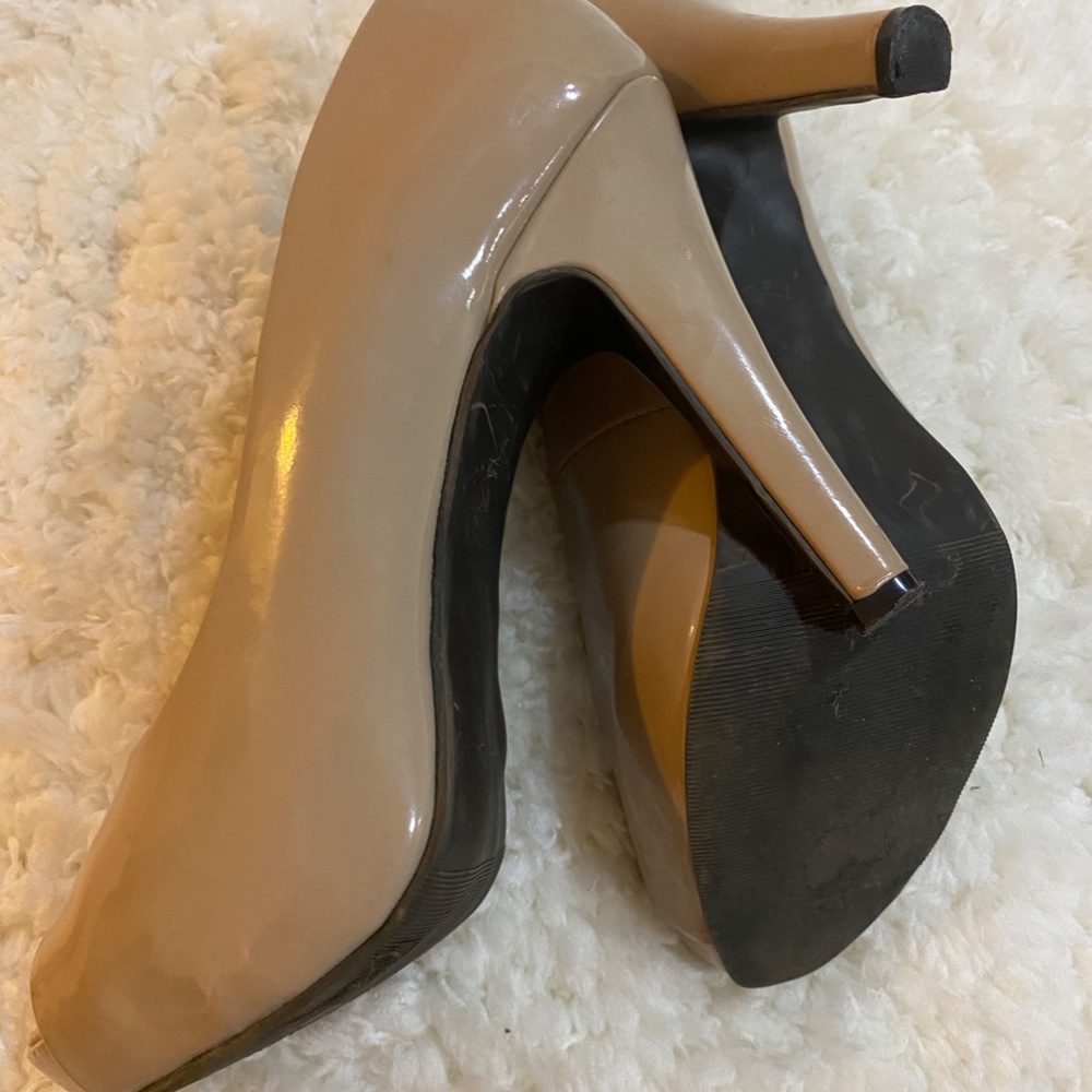 High heel - Picture 5 of 5
